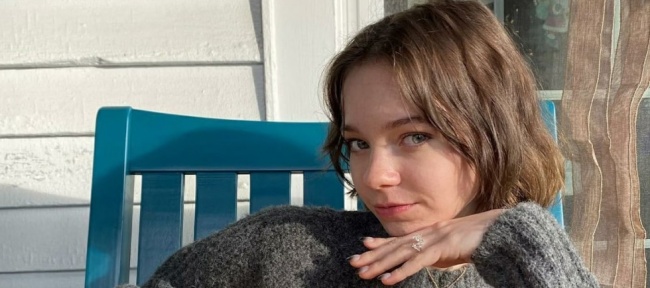 Emma Myers signs on for live-action “Minecraft” film.