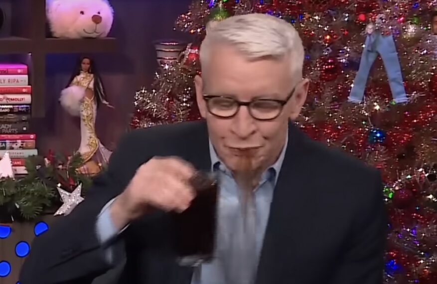 Gayle King’in seks hayatını sormasının ardından Anderson Cooper’ın şok edici tepkisini izleyin